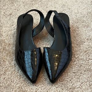 NWT Bareroots Embossed Slingbacks